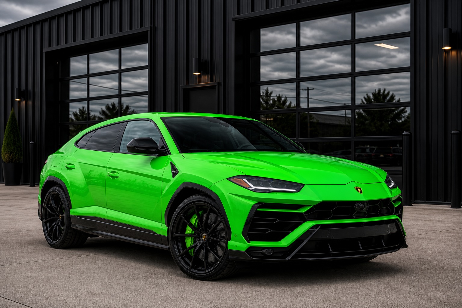 green Lamborghini Urus luxury exotic car for rent in Dallas